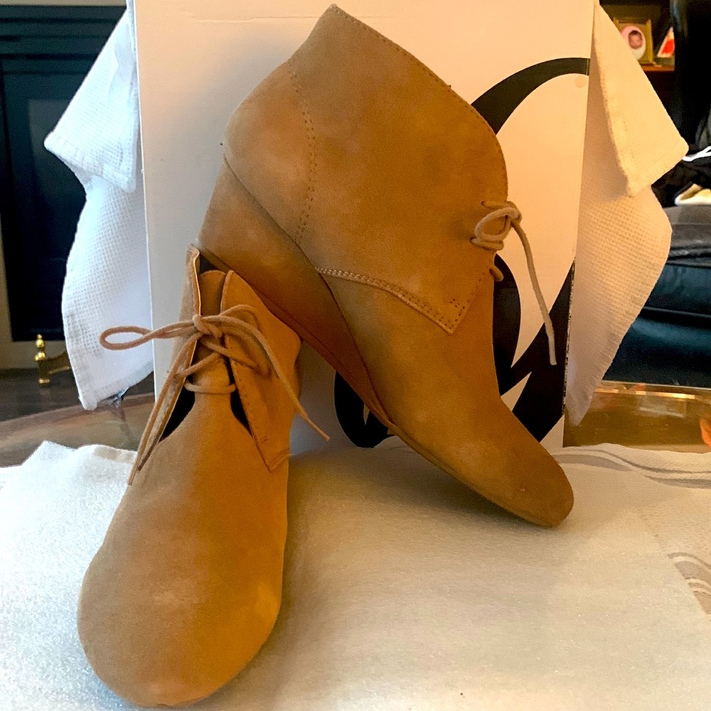 Nine West camel suede wedged heel safari ankle boot